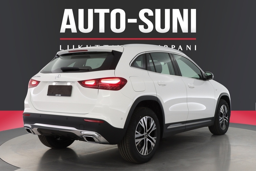 heti ajoon Mercedes-Benz GLA