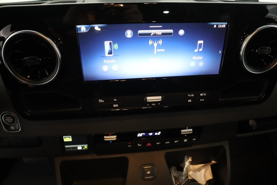 heti ajoon Mercedes-Benz Sprinter