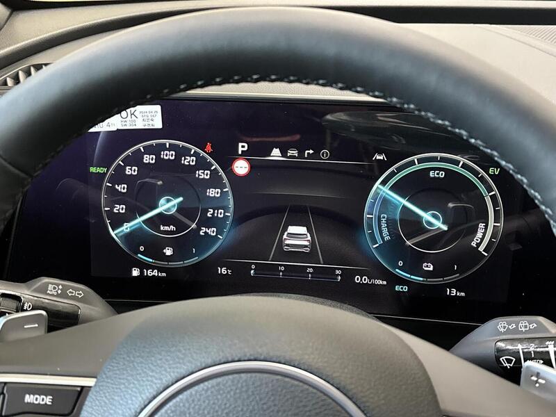1,6 T-GDI AWD Plug-in Hybrid Edition AT 245hv - Suosittu Kia Sportage nelivetoinen ladattava hybrid SUV nopealla toimituksella suoraan omasta varastosta! heti ajoon Kia Sportage