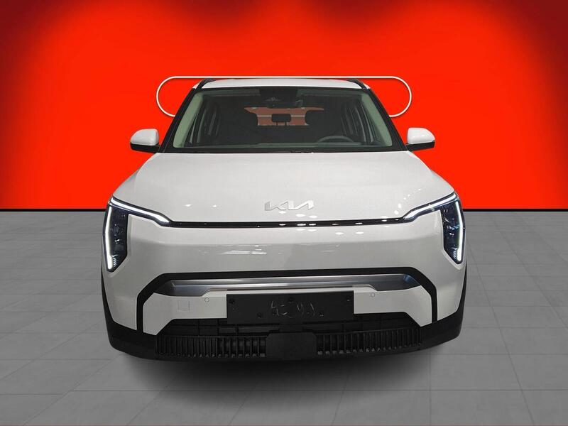 Earth FWD 81,4kWh 204hv heti ajoon Kia EV3