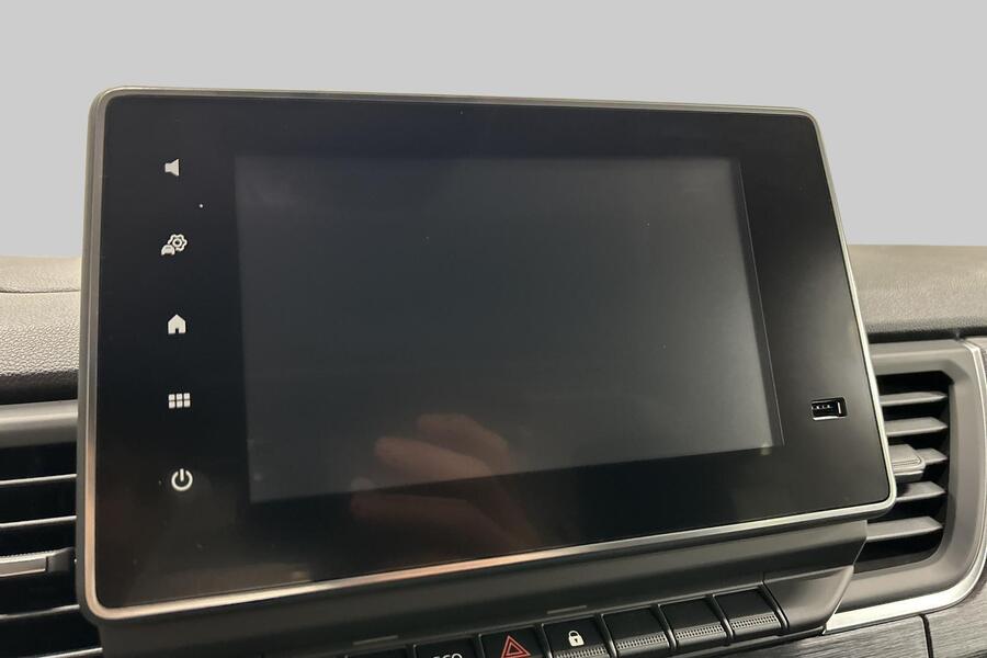 heti ajoon Nissan Primastar