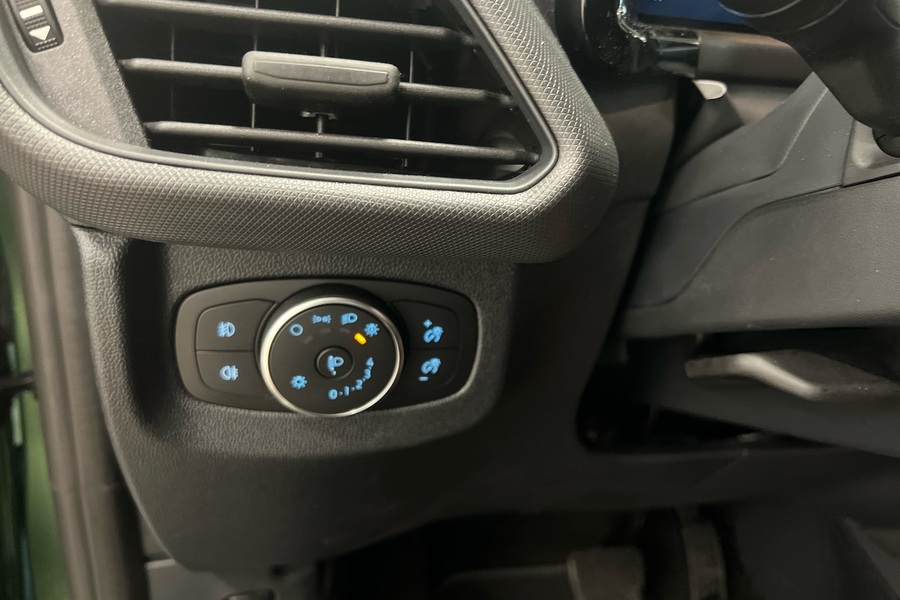 heti ajoon Ford Tourneo Courier