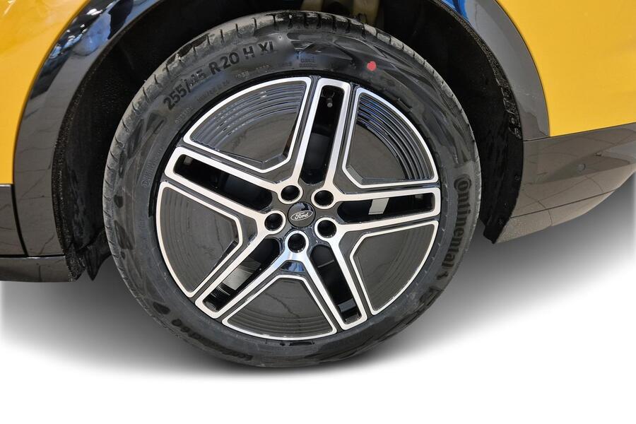 heti ajoon Ford Capri