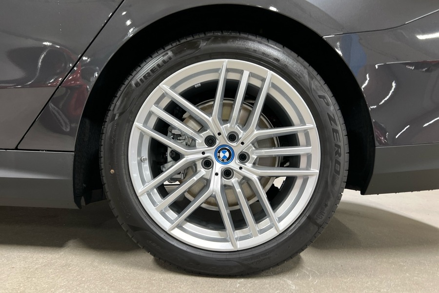 heti ajoon BMW 5-sarja