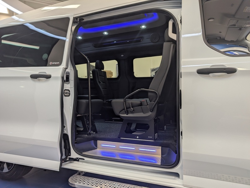 heti ajoon Ford Transit Custom