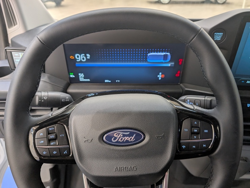 heti ajoon Ford Transit Custom