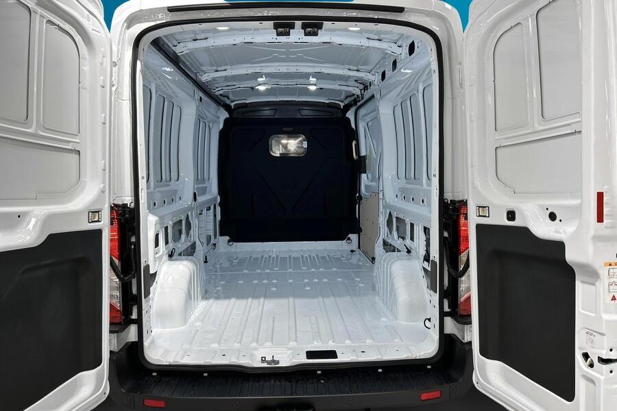 heti ajoon Ford Transit