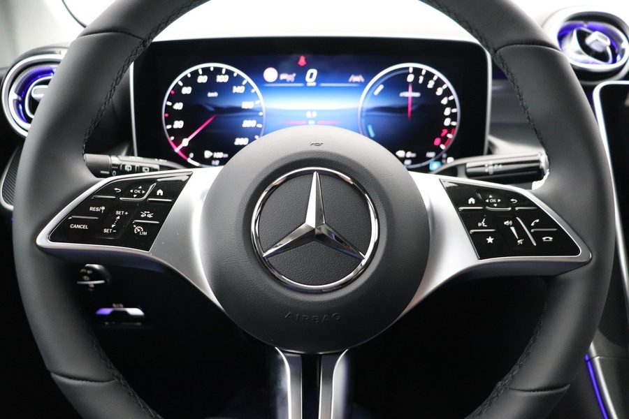 heti ajoon Mercedes-Benz GLC