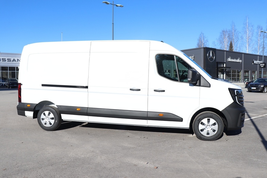 heti ajoon Nissan Interstar