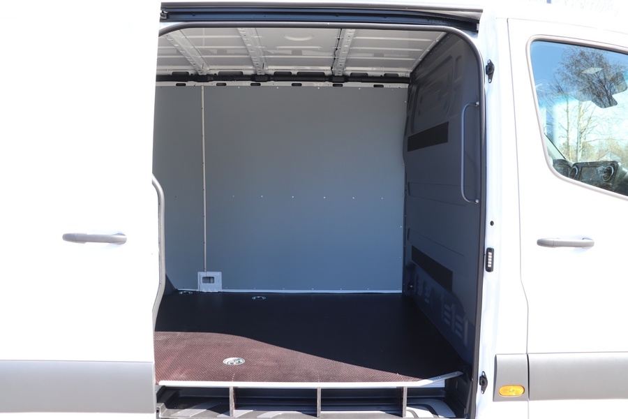 heti ajoon Mercedes-Benz Sprinter