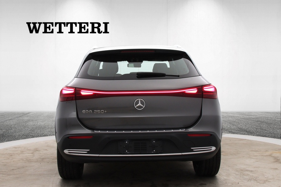 heti ajoon Mercedes-Benz EQA