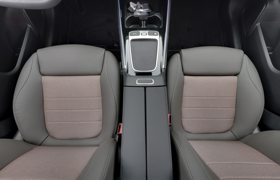 heti ajoon Mercedes-Benz EQA