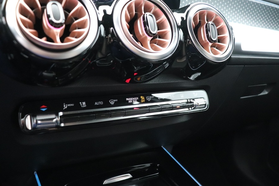 heti ajoon Mercedes-Benz EQB