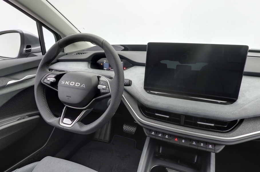 85x 4x4 Style - **Lounge sisusta / Vetokoukku / Maxx-paketti / Heti ajoon** heti ajoon Skoda Enyaq