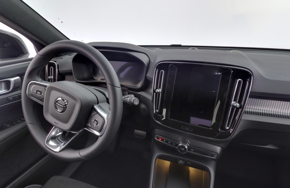 heti ajoon Volvo EX40