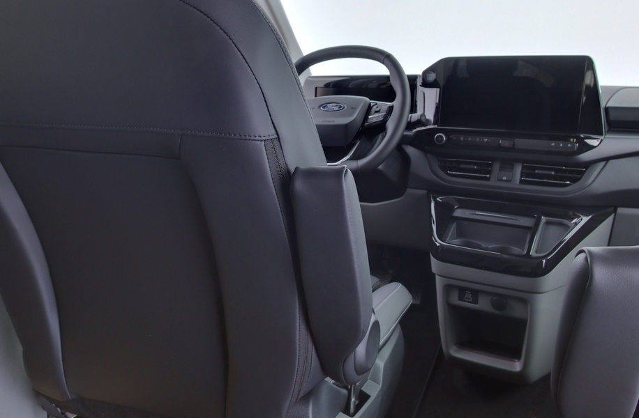 heti ajoon Ford Tourneo Custom