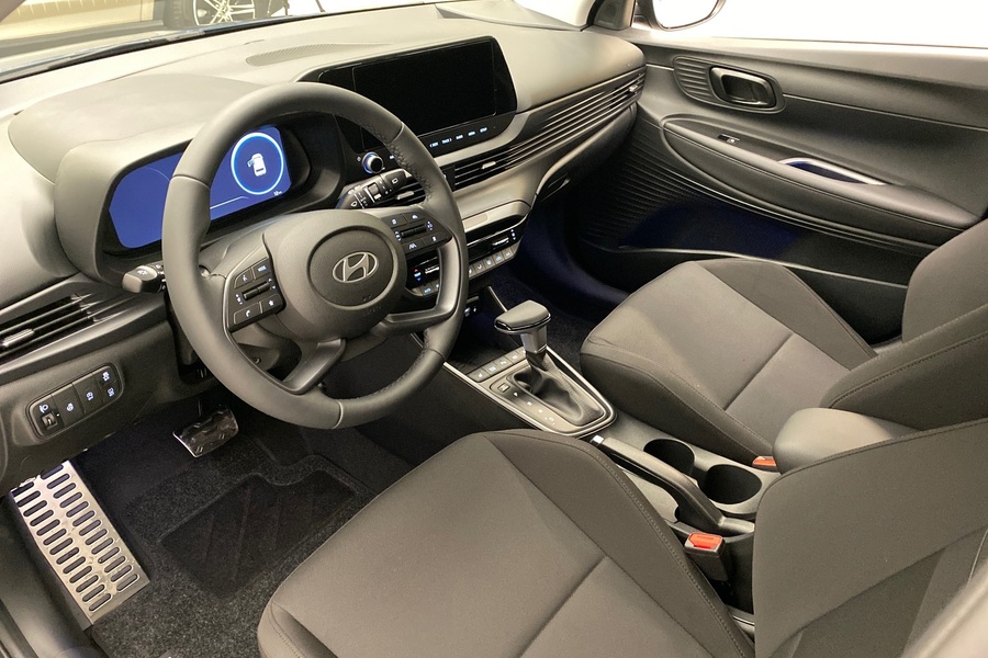 1.0 T-GDi 100 hv 7DCT-aut. Comfort - / Luokkansa johtavaa käytännöllisyyttä / Rahoitus 1,99% + kulut / heti ajoon Hyundai BAYON Cross