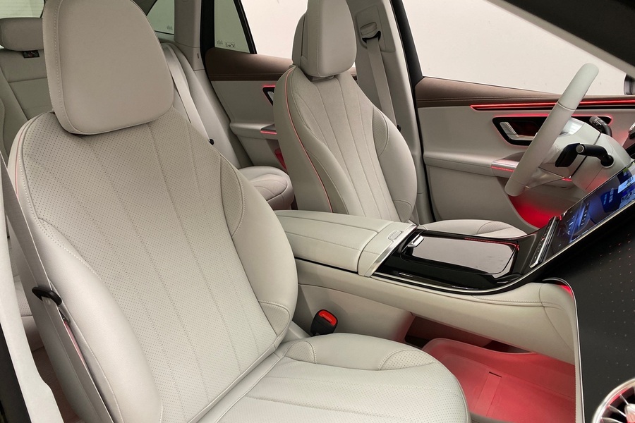 heti ajoon Mercedes-Benz EQE