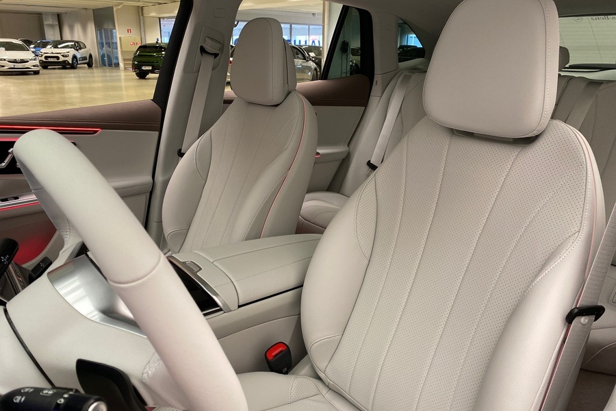 heti ajoon Mercedes-Benz EQE