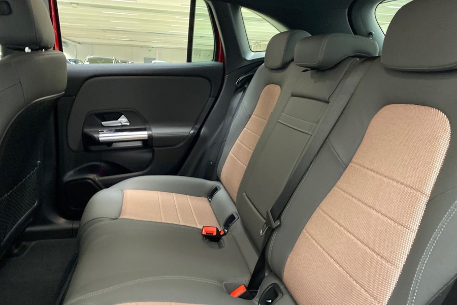 heti ajoon Mercedes-Benz EQA