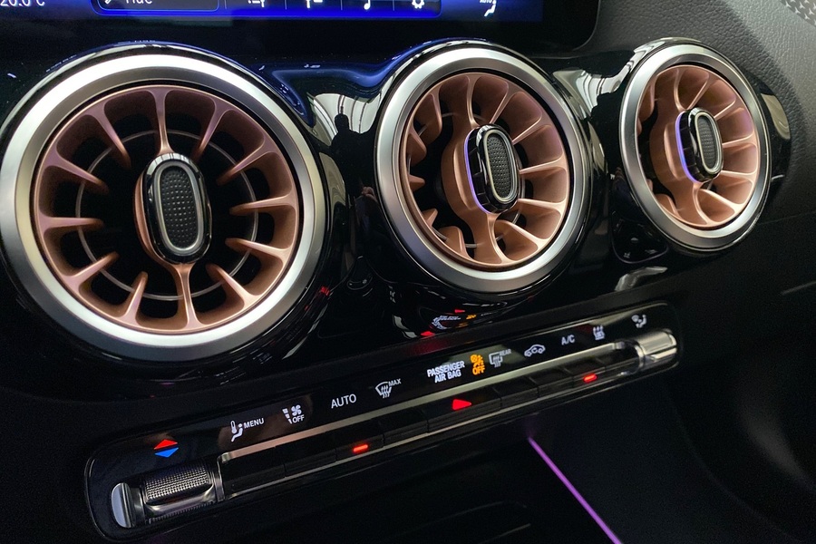 heti ajoon Mercedes-Benz EQA