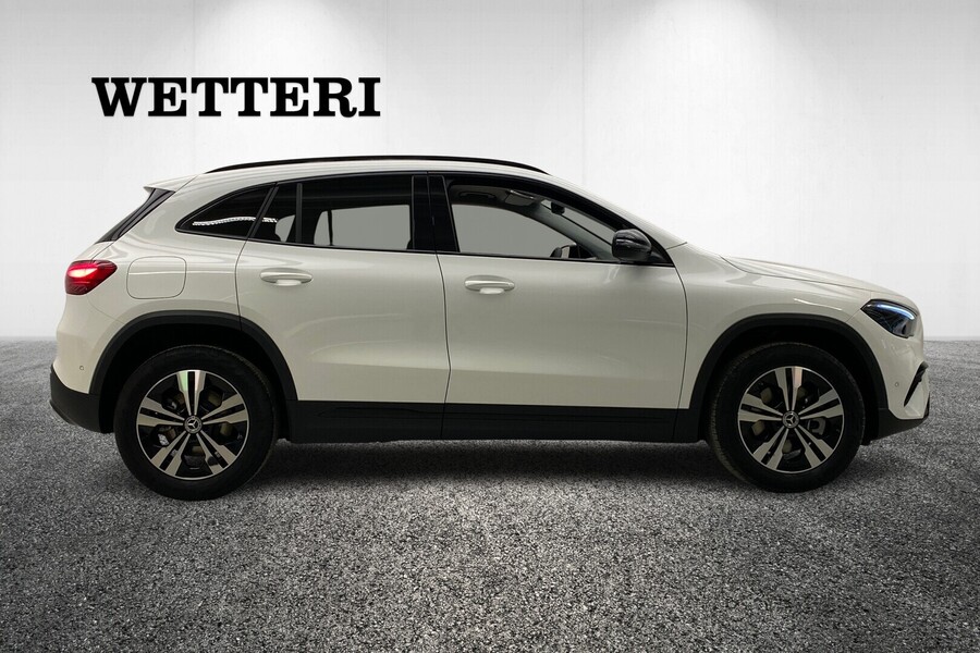 heti ajoon Mercedes-Benz GLA