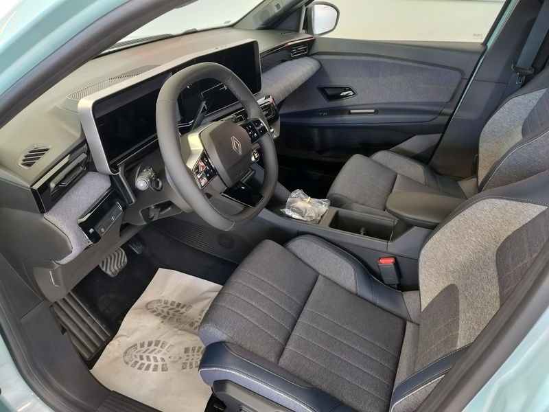 heti ajoon Renault 4