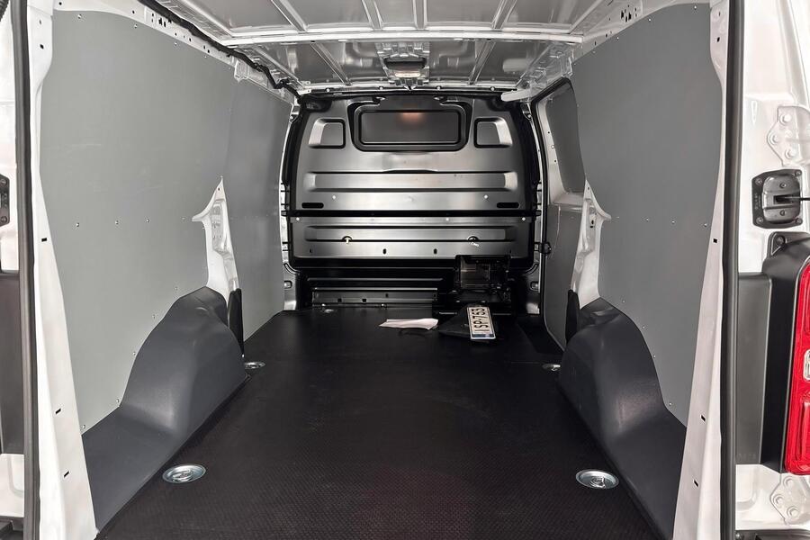 heti ajoon Opel Vivaro