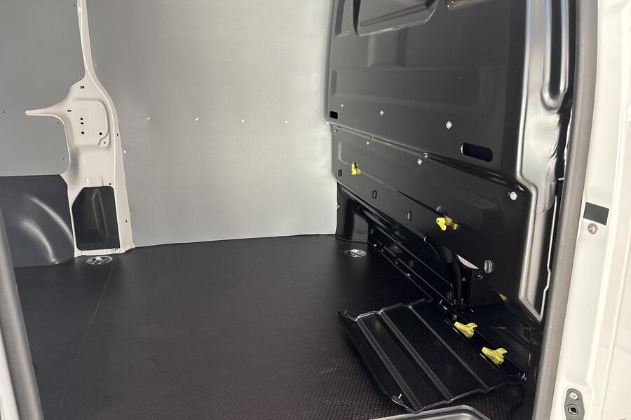 heti ajoon Opel Vivaro