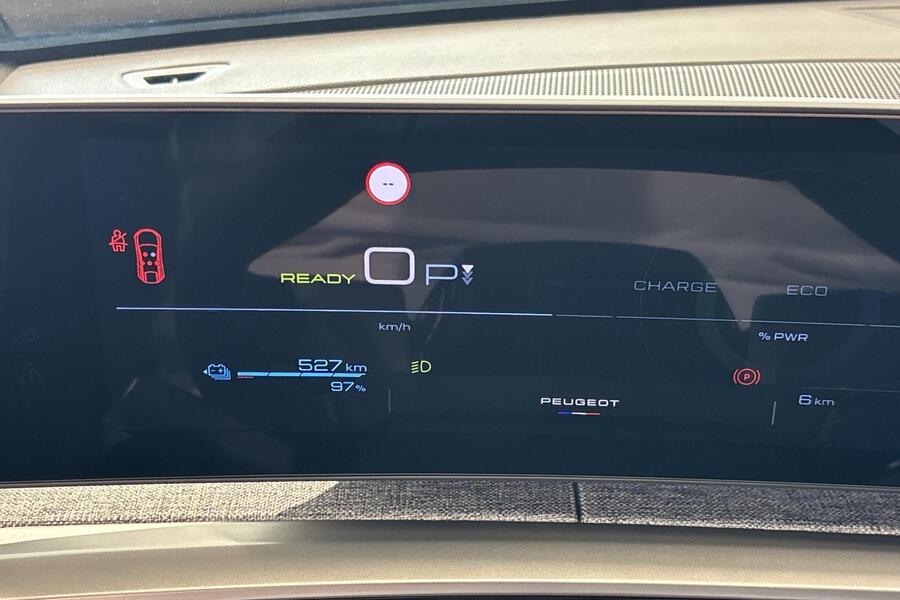 heti ajoon Peugeot E-3008