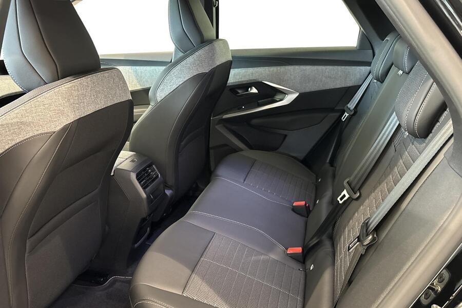 heti ajoon Peugeot E-3008