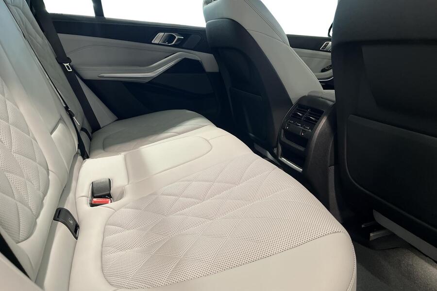 heti ajoon BMW X5