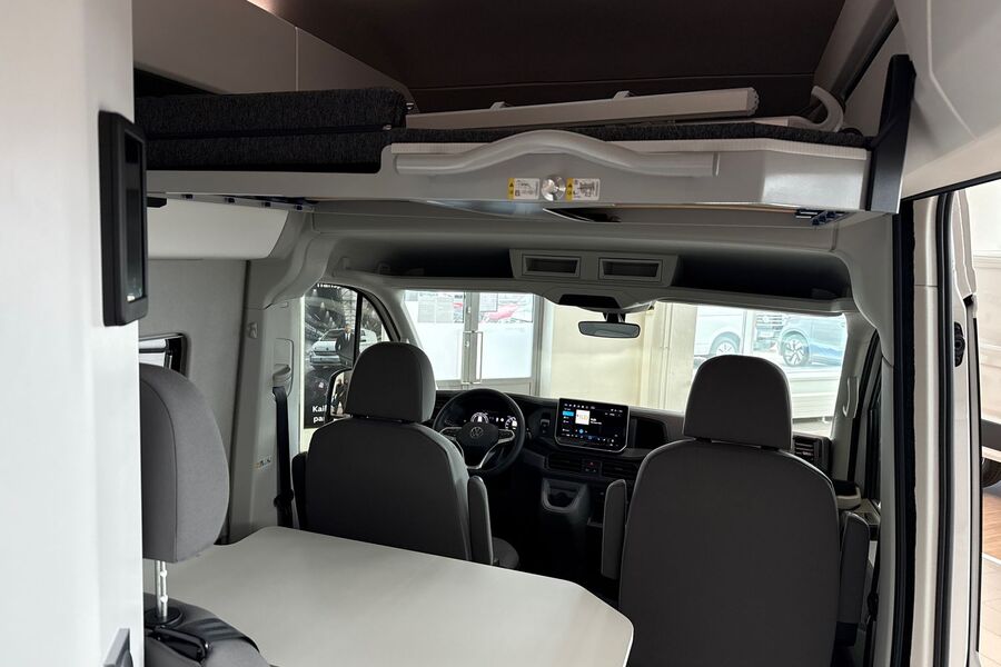 *KORKO 1,49%+kulut*2940€ VARUSTEPAKETTI NYT 0€* 600 2,0 TDI 120 kW 8at, 3640 3,5t, 4 makuupaikkaa heti ajoon Volkswagen Grand California
