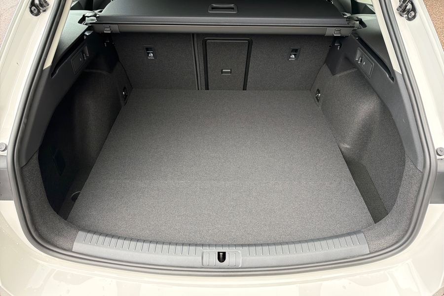 heti ajoon SEAT Leon Sportstourer