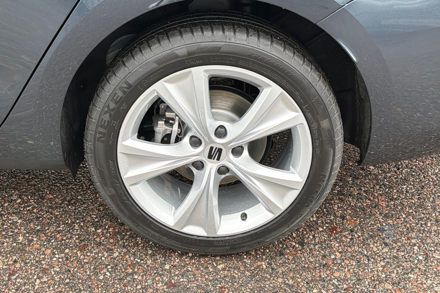 heti ajoon SEAT Leon Sportstourer