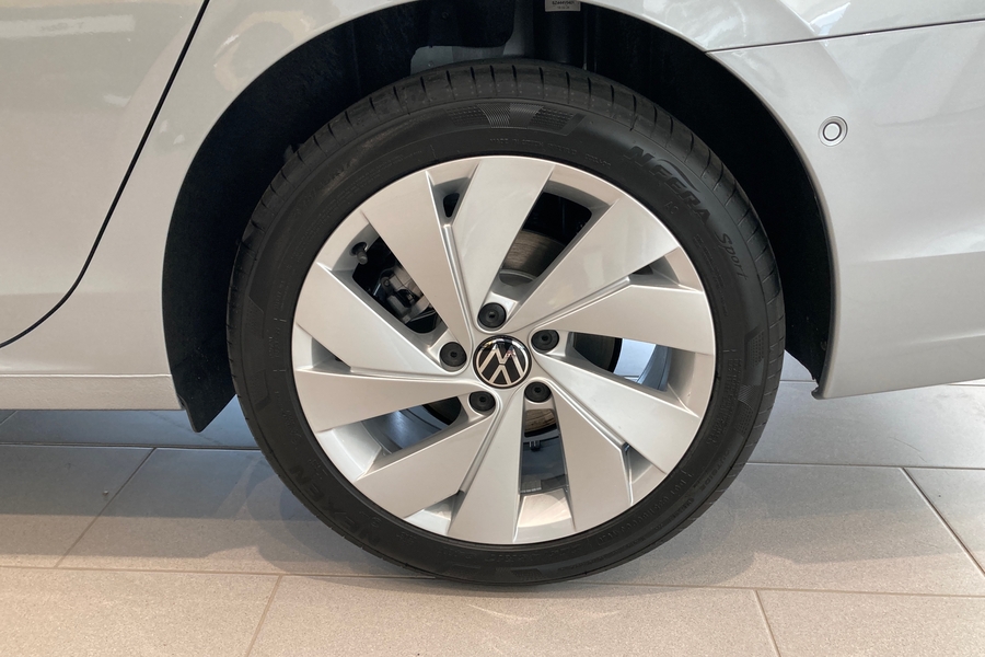 heti ajoon Volkswagen Golf