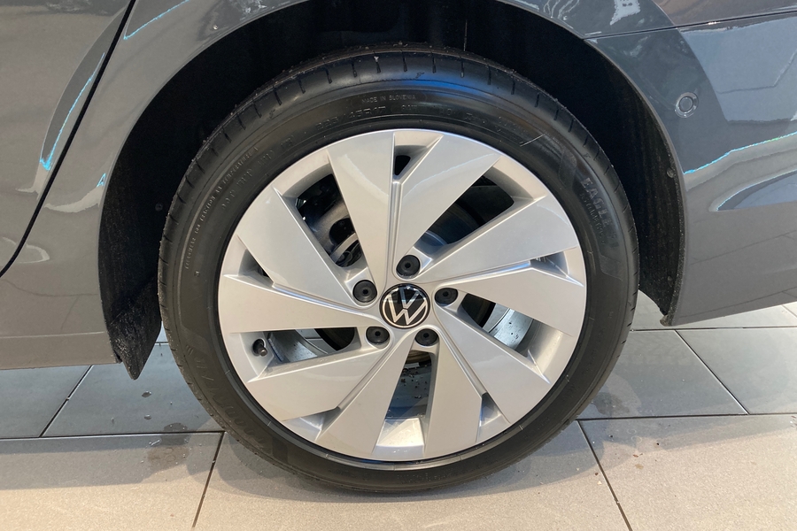 heti ajoon Volkswagen Golf