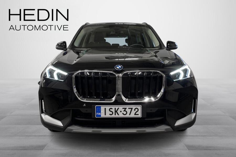 25e A xDrive Charged Plus//LATAUSHYBRIDI//KAMPANJAMALLI *** Tähän autoon talvirenkaat 980 € heti ajoon BMW X1