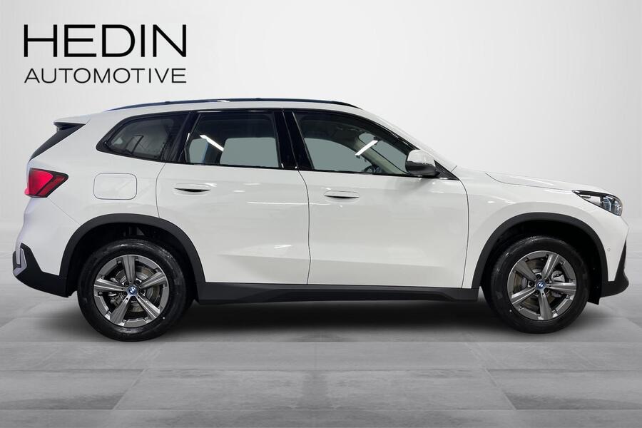 25e Automaatti xDrive Charged Edition Premium//LATAUSHYBRIDI//KAMPANJAHINTA *** Tähän autoon talvire heti ajoon BMW X1