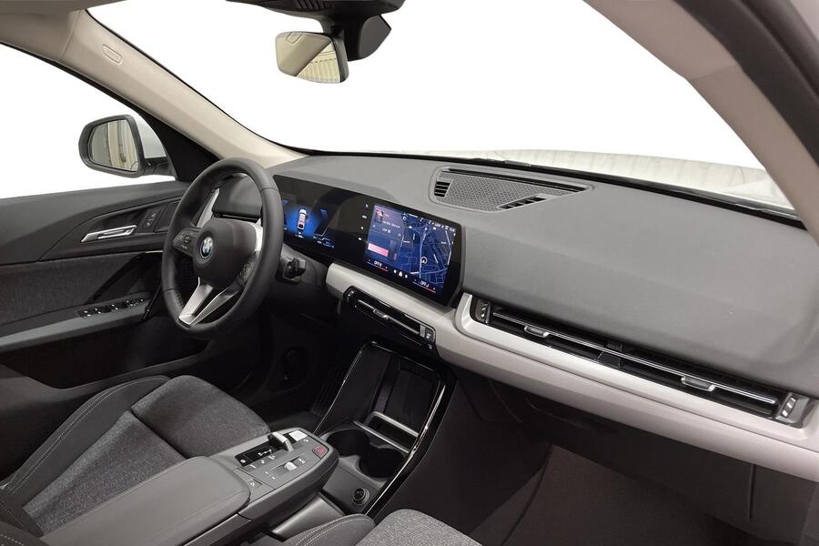 25e Automaatti xDrive Charged Edition Premium//LATAUSHYBRIDI//KAMPANJAHINTA *** Tähän autoon talvire heti ajoon BMW X1