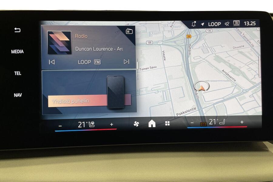 25e Automaatti xDrive Charged Edition Premium//LATAUSHYBRIDI//KAMPANJAHINTA *** Tähän autoon talvire heti ajoon BMW X1