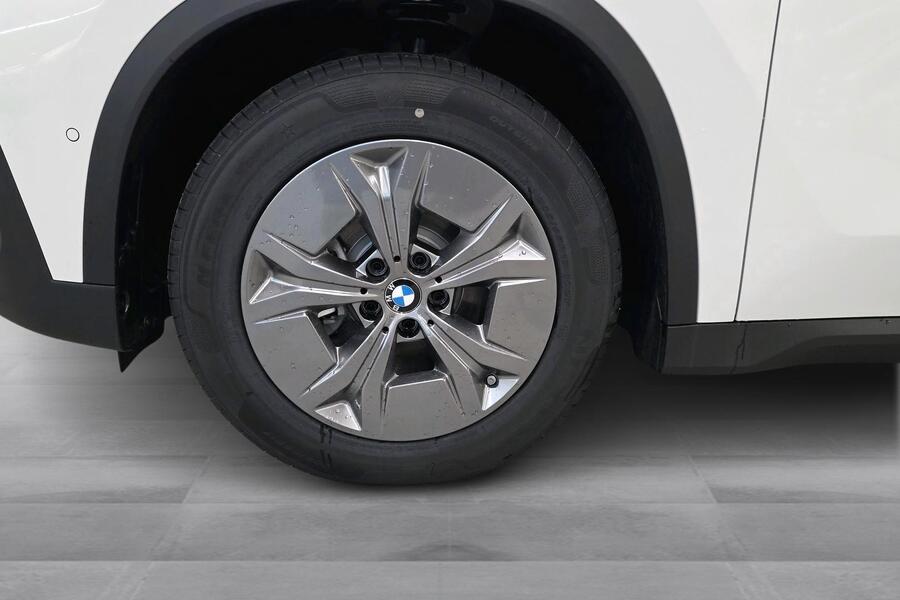 heti ajoon BMW iX1