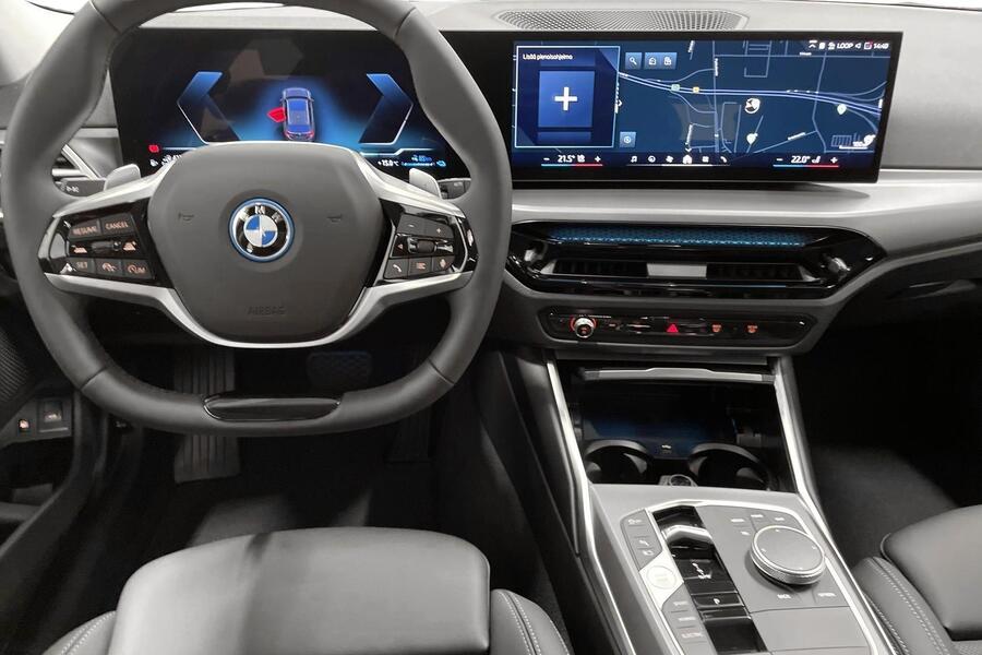heti ajoon BMW 330