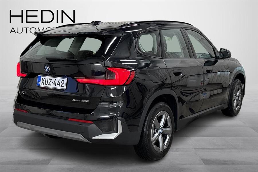 heti ajoon BMW X1