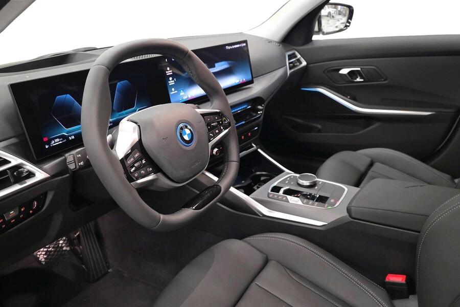 heti ajoon BMW 330
