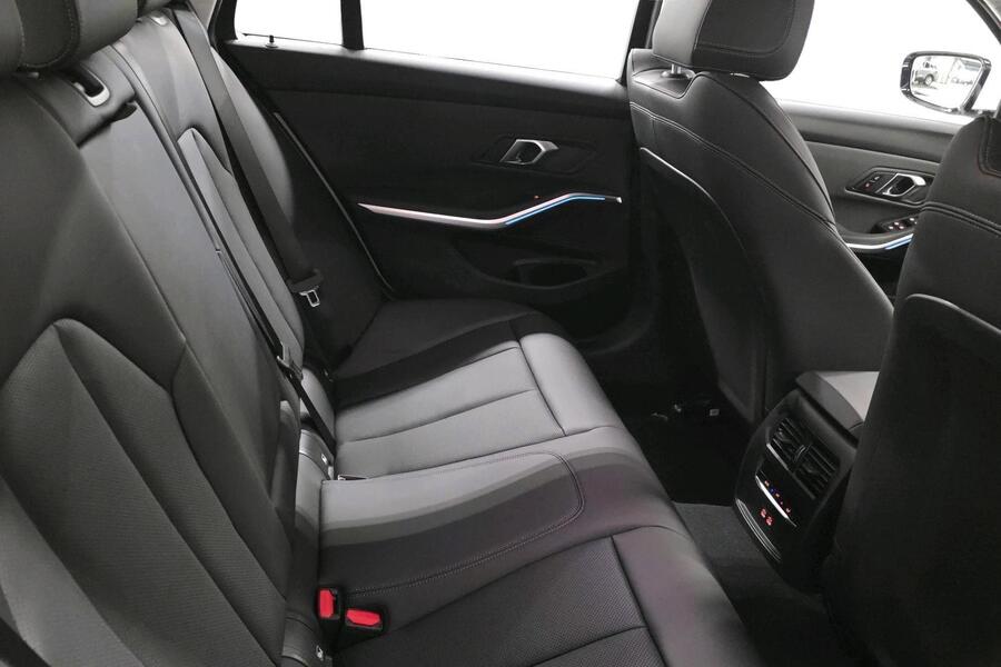 heti ajoon BMW 330