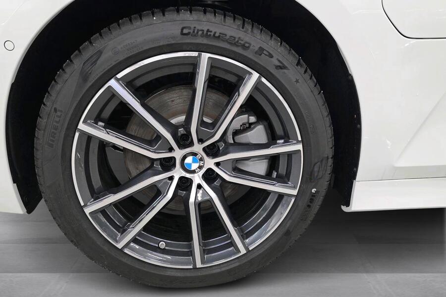 heti ajoon BMW 330