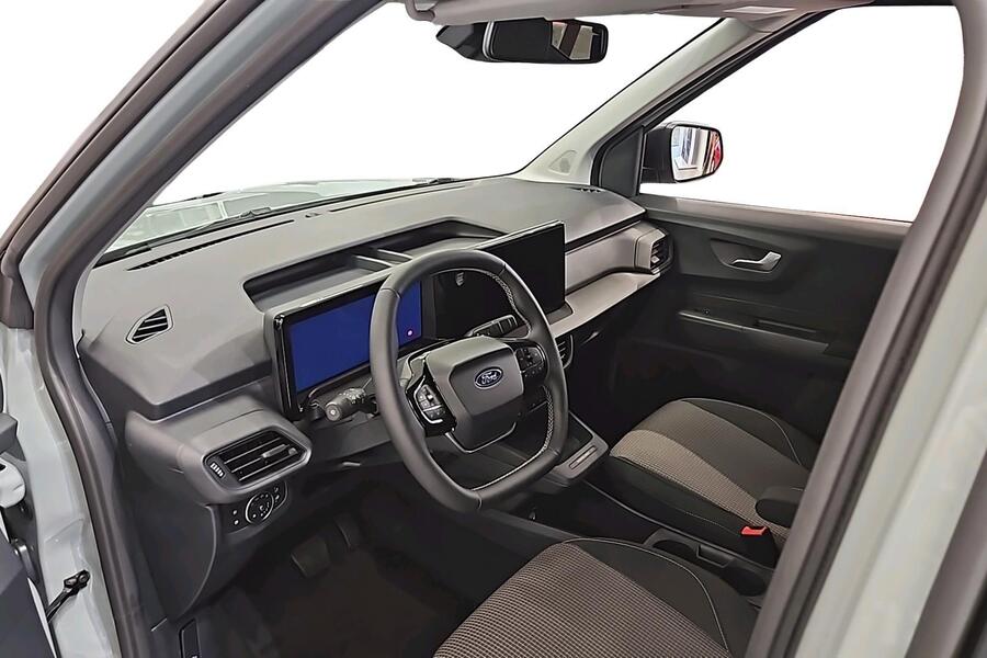 heti ajoon Ford Tourneo Courier