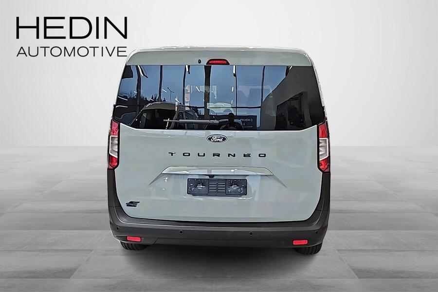 heti ajoon Ford Tourneo Courier