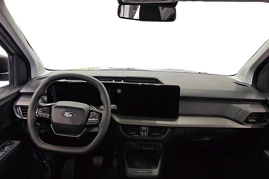 heti ajoon Ford Tourneo Courier